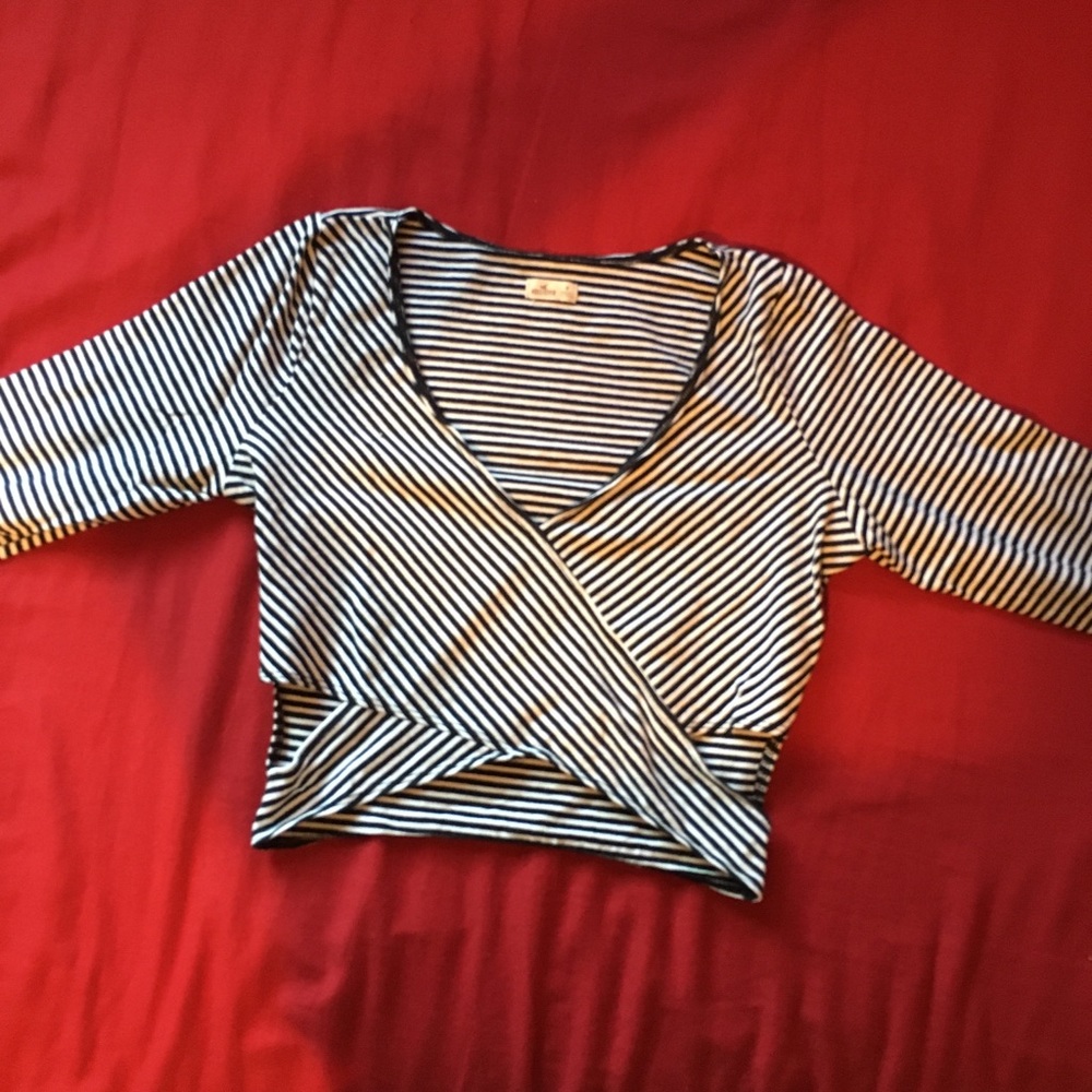 hollister top